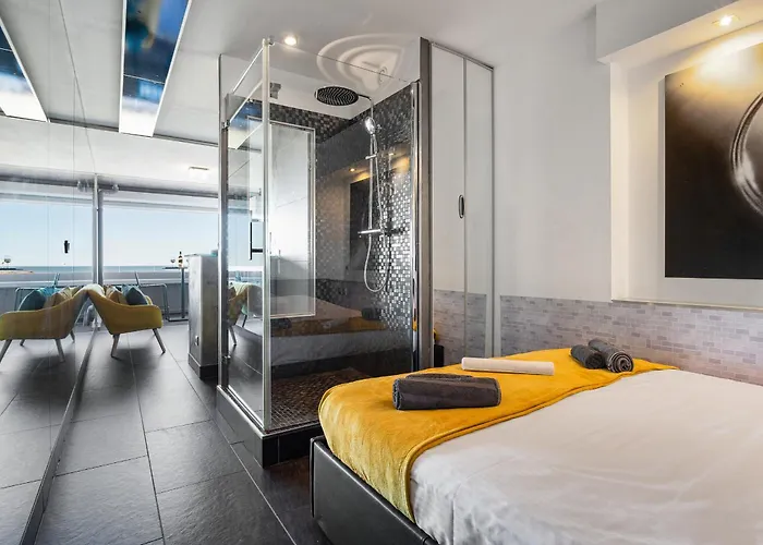 Appartement Village Naturiste R4n - Le Mirror Port Nature Luxe